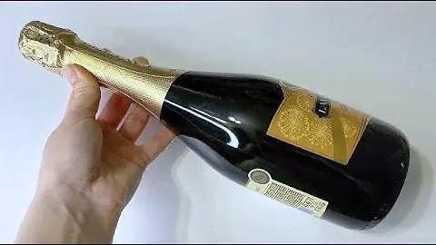 БЮДЖЕТНО и ПРОСТО! Очень легкий Новогодний декор бутылки шампанского.
