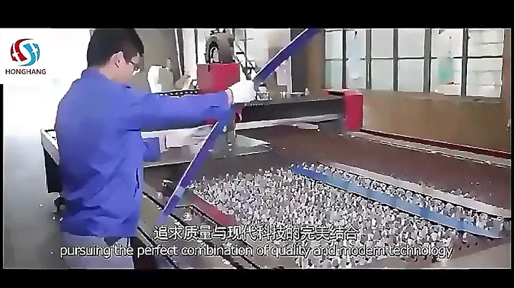 Черная накладка решетки