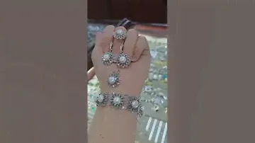 Работа дагестанского ювелира !Серебро 925/ натуральный жемчуг.Цена: 9.500₽ 89667424255 Зухра